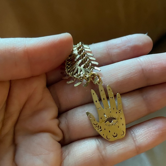 Fishbone chain hamsa pendant charm choker necklace - Picture 7 of 8